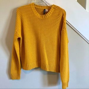 Divided H&M sweater